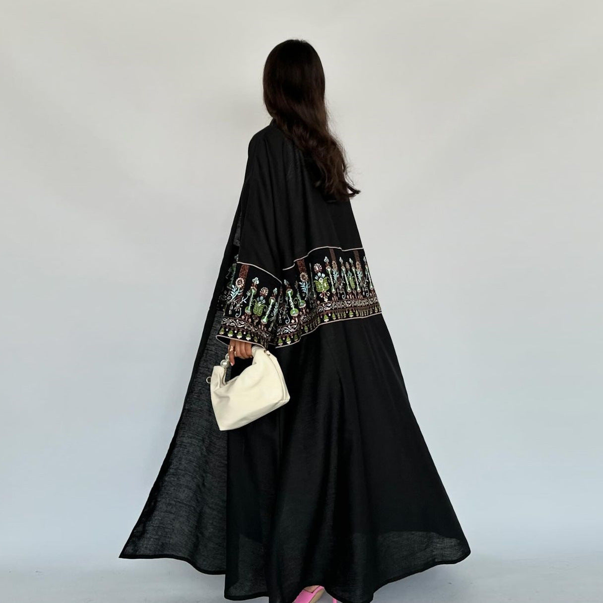 Luxury Embroidered Open Abaya | Designer Border Abaya | Modern Kaftan - Yarafly 