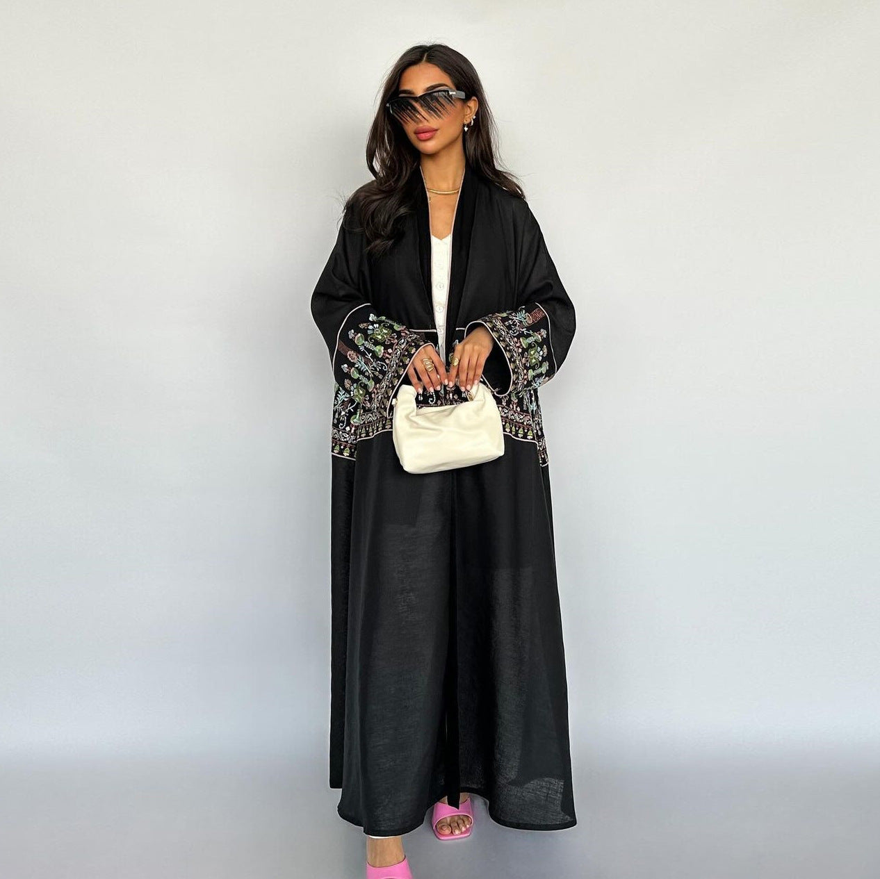 Luxury Embroidered Open Abaya | Designer Border Abaya | Modern Kaftan - Yarafly 